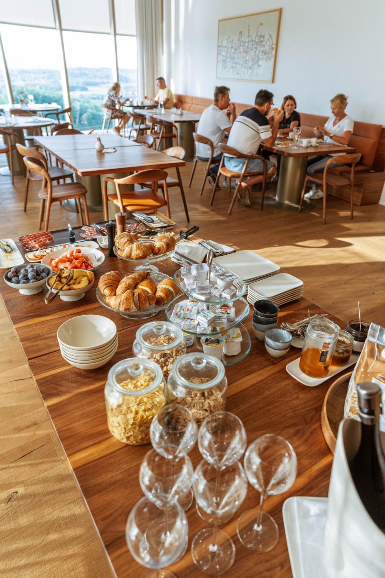 Bed and Breakfast Posestvo Scurek Wine Dobrovo Exterior foto